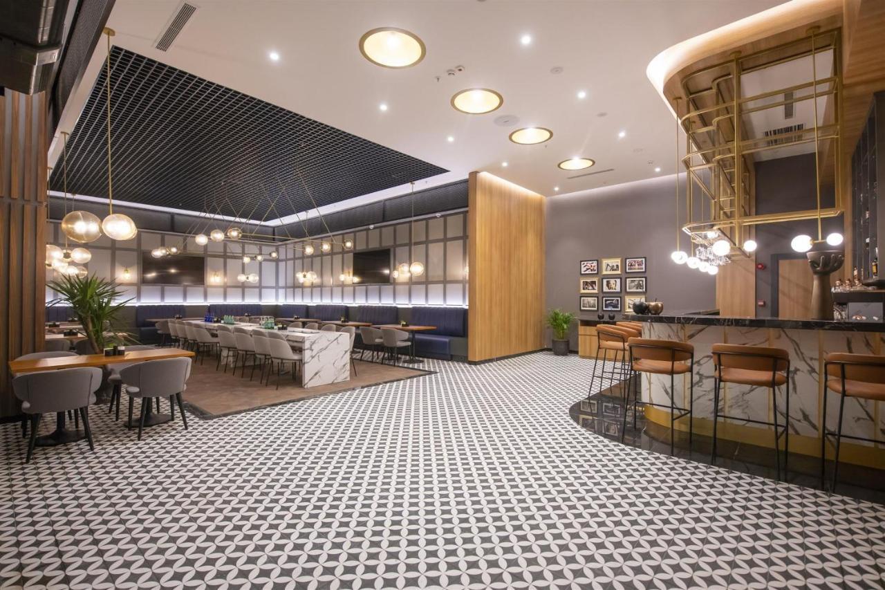 Crowne Plaza By Ihg Otel 5*