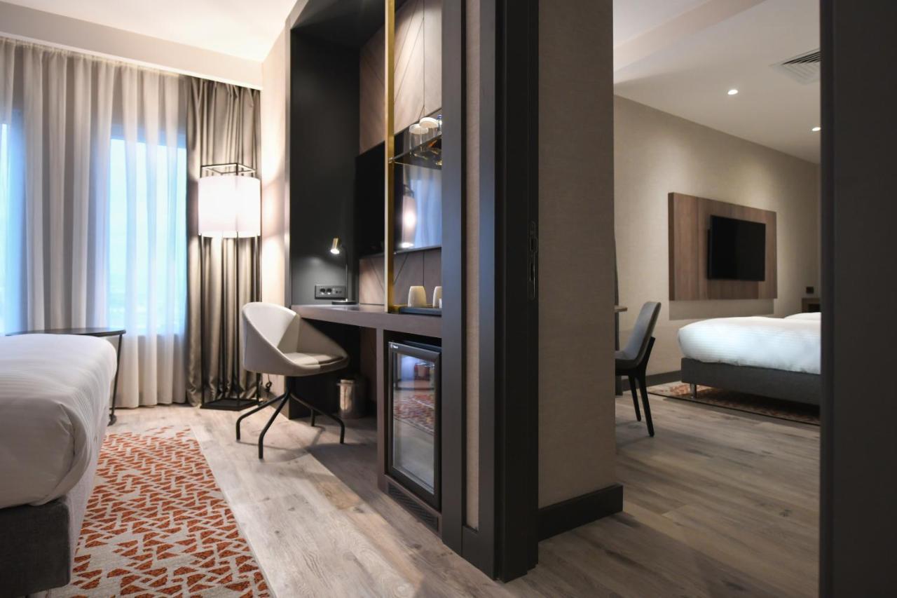Crowne Plaza By Ihg Otel 5*